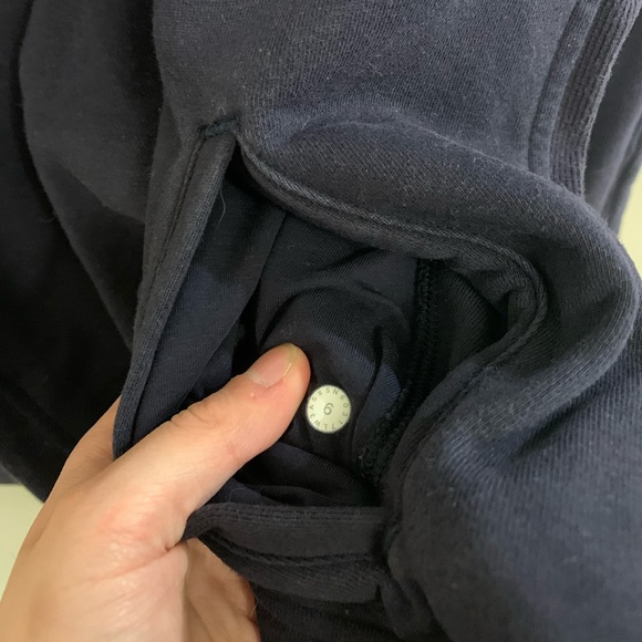 Lululemon // Press Pause Crew Midnight Navy 6 - Picture 3 of 3